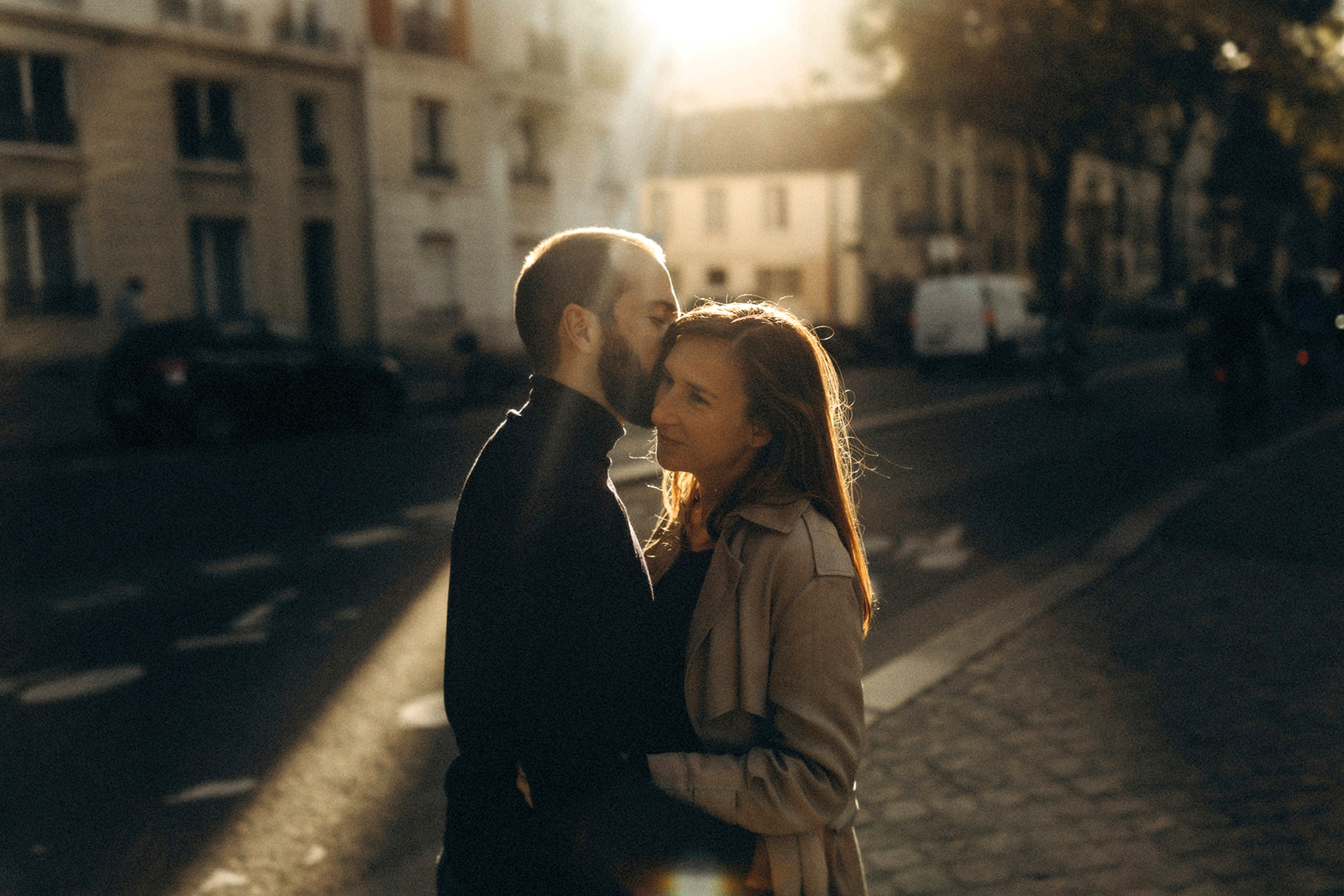 زوجان — بورتريه مضيء